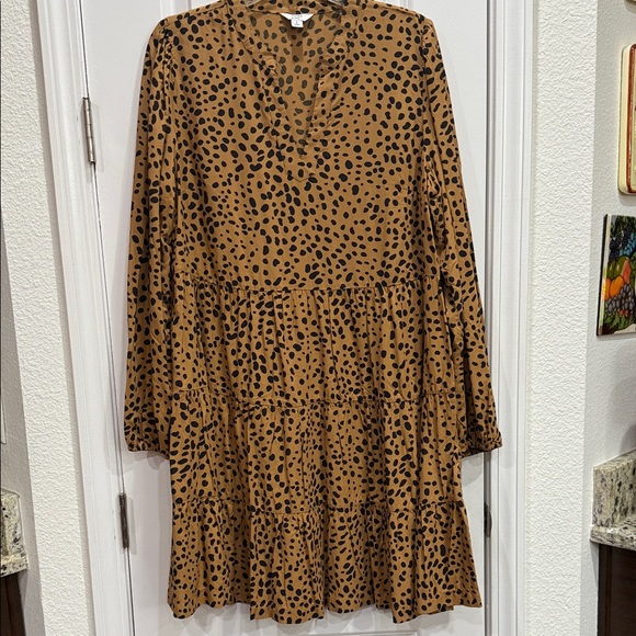 crown & ivy Dresses & Skirts - Crown & Ivy Brown Leopard Long Sleeve Dress